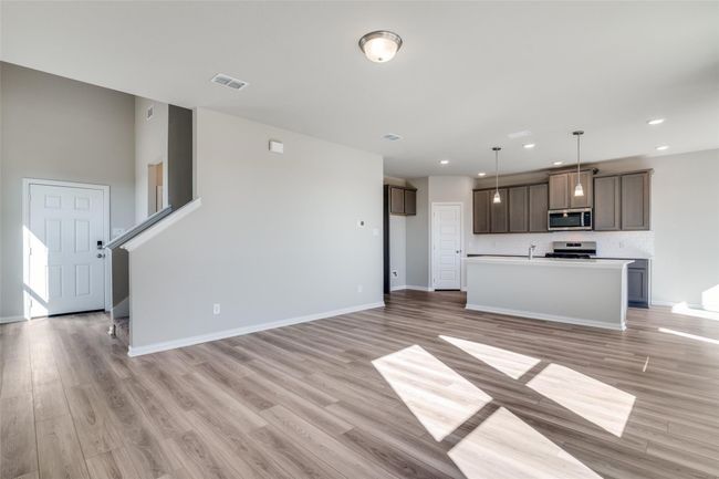 312 Silent Pond Park, House other with 3 bedrooms, 3 bathrooms and null parking in Lavon TX | Image 4