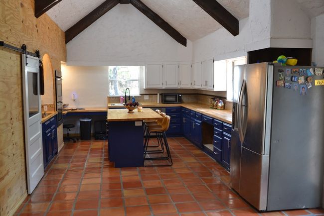 401 N 19 Th St, Home with 4 bedrooms, 3 bathrooms and 2 parking in Junction TX | Image 7