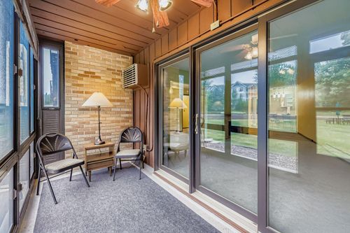 apt-209-2690 Oxford St N, Roseville, MN, 55113-2027 | Card Image