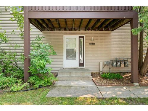 4836 Grenwich Trail, Oakdale, MN, 55128 | Card Image