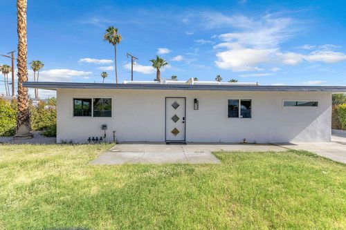 4038 E Paseo Luisa, Palm Springs, CA, 92264 | Card Image