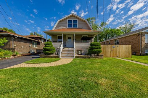 5844 W Maple Ave, Berkeley, IL, 60163-1448 | Card Image