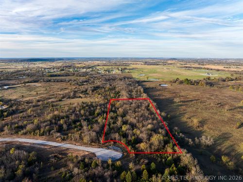 011 W 195th Street S, Mounds, OK, 74047 | Card Image