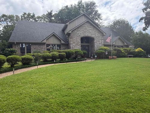1208 Daffodil Ln, Longview, TX, 75604-2834 | Card Image