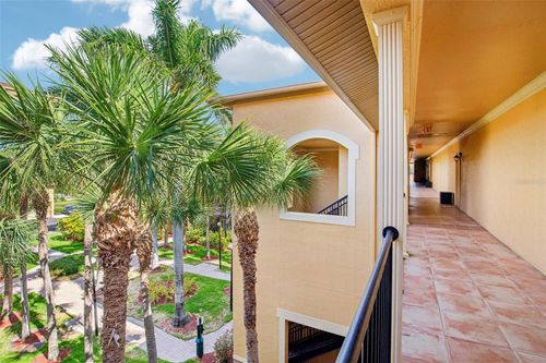 322-4333 Bayside Village Dr, TAMPA, FL, 33615-5586 | Card Image