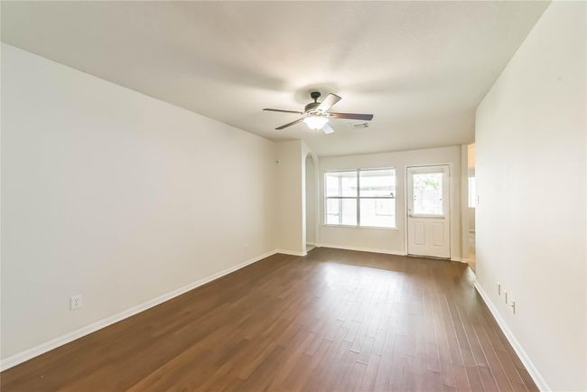 23518 Hidden Maple Dr, House other with 3 bedrooms, 2 bathrooms and 2 parking in Spring TX | Image 4