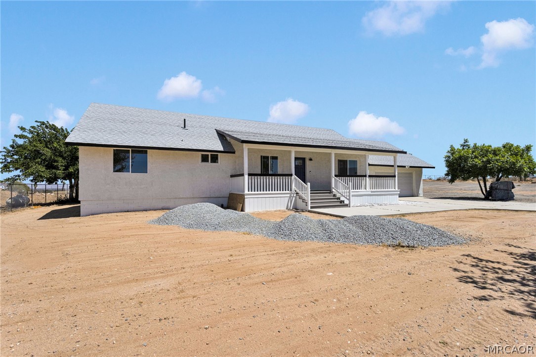 Residential in Phelan 3