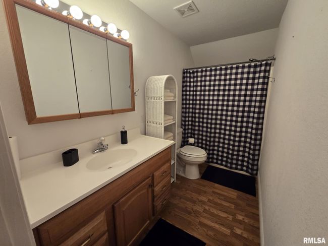 14327 Mcraven Ln, House other with 4 bedrooms, 4 bathrooms and null parking in Mount Vernon IL | Image 57