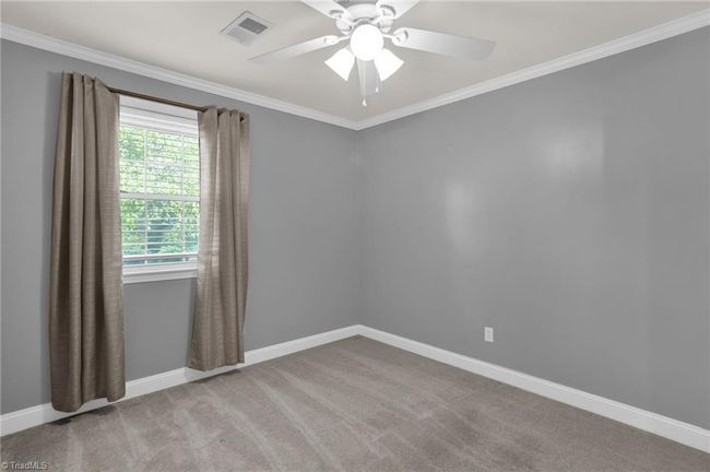 Additional bedroom on upper | Image 16