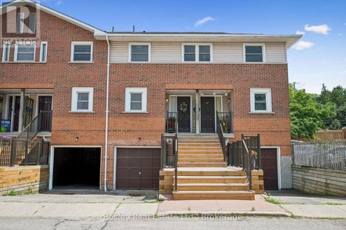 21-459 Beechwood Pl, Waterloo, ON, N2T2N8 | Card Image