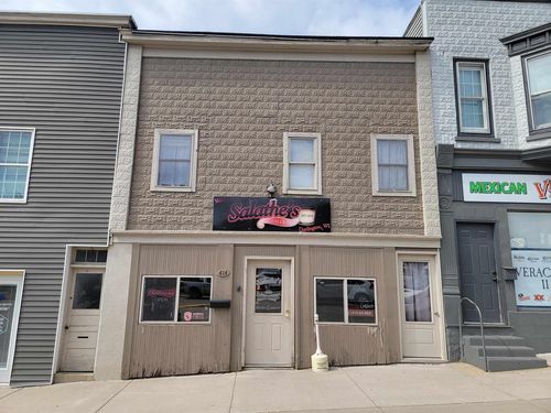 414 Main St, Darlington, WI, 53530-1428 | Card Image