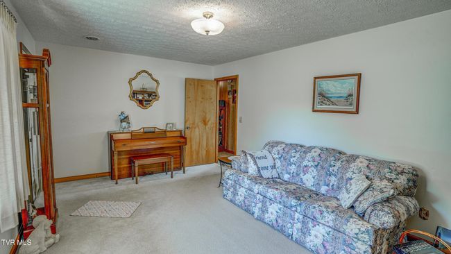 683 Ridge Dr, House other with 3 bedrooms, 2 bathrooms and null parking in Piney Flats TN | Image 6