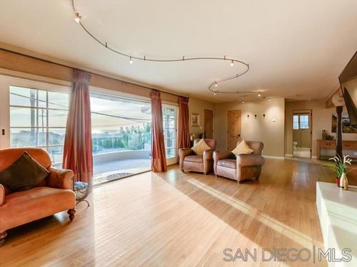 1114 Skylark Dr, La Jolla, CA, 92037 | Card Image