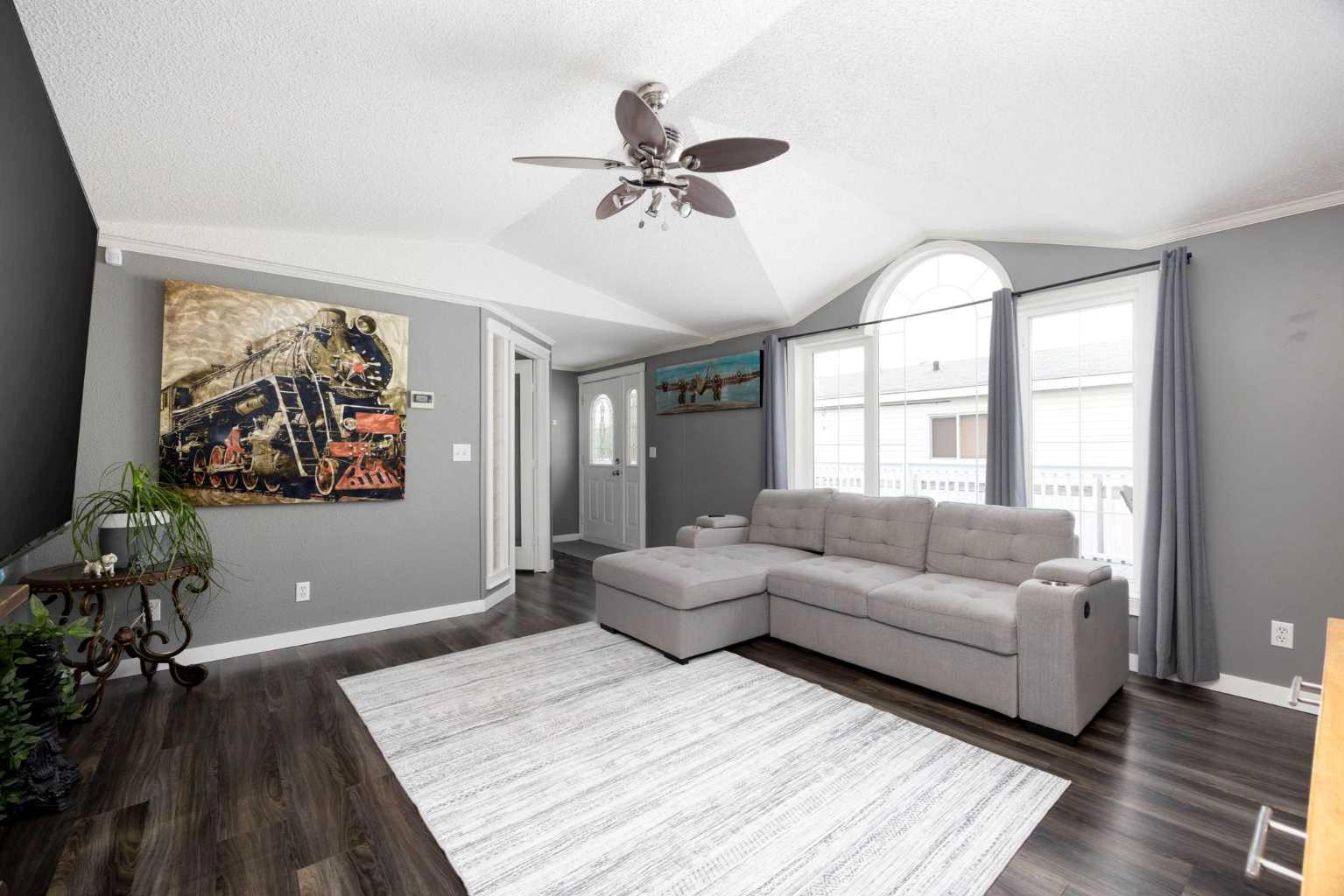 Residential in Fort McMurray 4