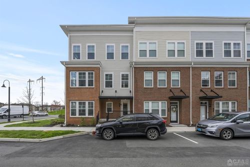 77 Cannon St, North Brunswick, NJ, 08902-5032 | Card Image