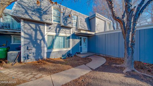 7640 Bluestone Dr, Reno, NV, 89511-3301 | Card Image