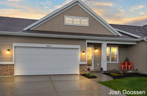 51-3024 Loganberry Ln, Holland, MI, 49424-7292 | Card Image