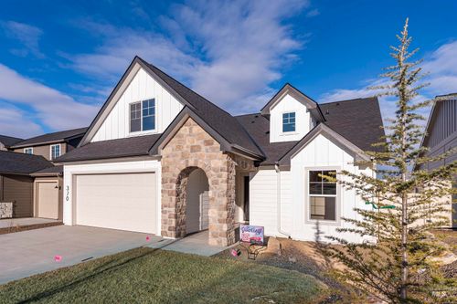 370 S Bumper Way, Boise, ID, 83716 | Card Image
