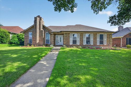 1521 Glenmore Dr, Lewisville, TX, 75077-2418 | Card Image