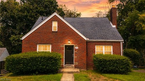 1496 Columbus Cir, Steubenville, OH, 43952-1424 | Card Image