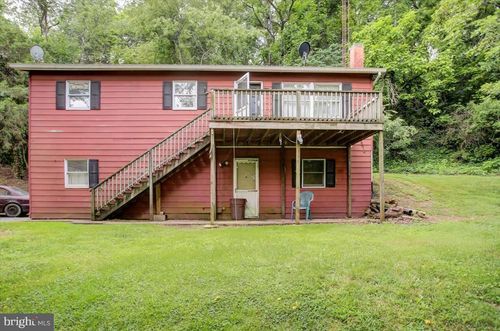 3593 Funk Rd, CHAMBERSBURG, PA, 17201-8343 | Card Image