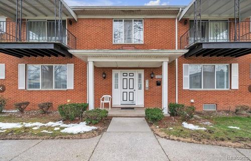 b-15220 Garfield, Redford, MI, 48239-3448 | Card Image