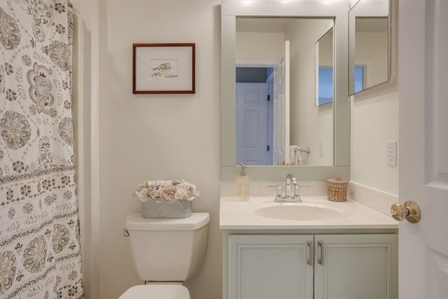 8 Valley View Dr, House other with 4 bedrooms, 5 bathrooms and 6 parking in North Grafton MA | Image 30