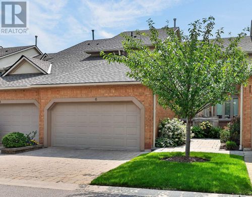 6-1724 The Chase, Mississauga (Central Erin Mills), ON, L5M4P2 | Card Image
