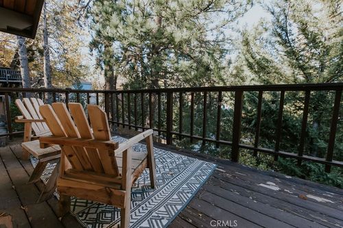 2352 Pine Dr, Running Springs, CA, 92382 | Card Image