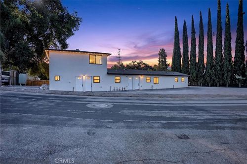 10608 Turnbow Dr, Sunland, CA, 91040-2631 | Card Image