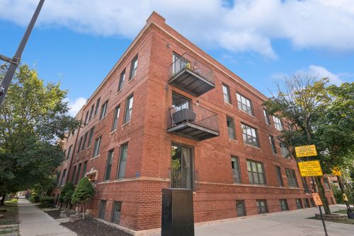 3-1657 W Addison St, Chicago, IL, 60613-6951 | Card Image