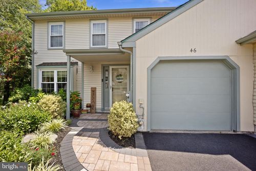 46 Laurel Cir, NEWTOWN, PA, 18940-3257 | Card Image
