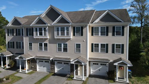 3-3 Village Xing, Niantic, CT, 06357-2362 | Card Image