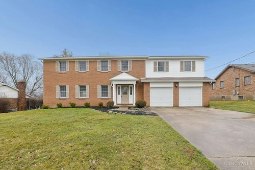 7284 Kirkridge Dr, Cincinnati, OH, 45233-4229 | Card Image