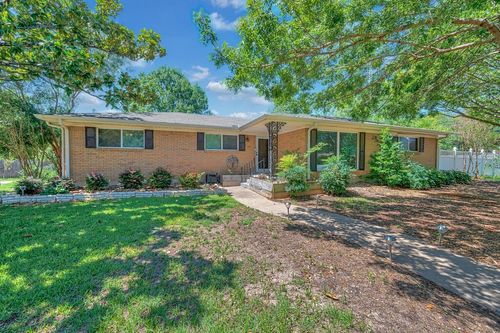 1732 Hilltop Dr, Waco, TX, 76710-6102 | Card Image