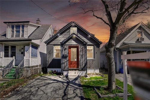 10 Alice St, Hamilton, ON, L8H4R1 | Card Image