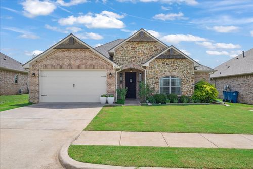337 Kingdom Blvd, Lindale, TX, 75771-6325 | Card Image