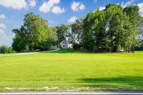 2340 Guthrie Rd, Paris, TN, 38242-7219 | Card Image