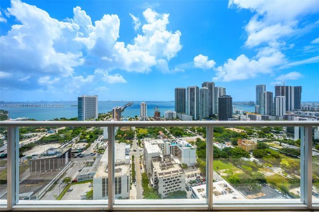PH207 - 3470 E Coast Ave, Condo with 3 bedrooms, 3 bathrooms and null parking in MIAMI FL | Image 30