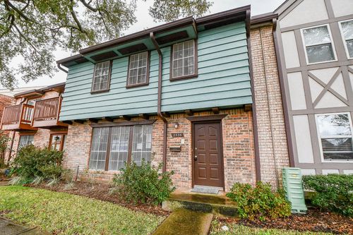 2336 Shadowdale Dr, Houston, TX, 77043-2113 | Card Image