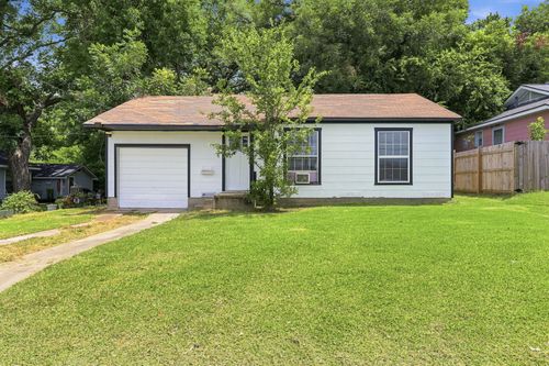 607 S Austin St, Sherman, TX, 75090-7221 | Card Image