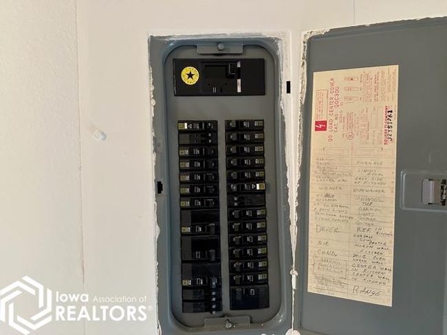 1615 Sullivan Ave, House other with 4 bedrooms, 3 bathrooms and null parking in Humboldt IA | Image 29