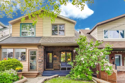 31 Glenmore Rd, Toronto, ON, M4L3M1 | Card Image