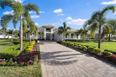 16824 Clearlake Avenue, House other with 4 bedrooms, 4 bathrooms and null parking in Lakewood Ranch FL | Image 3