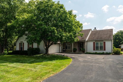 1180 S Opengate Court, Summit, WI, 53066 | Card Image