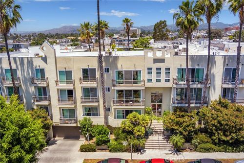apt-308-11949 Goshen Ave, Los Angeles, CA, 90049-6396 | Card Image