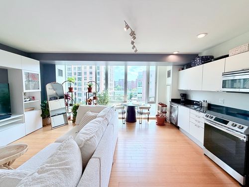 524-2 Earhart St, Cambridge, MA, 02141-1928 | Card Image
