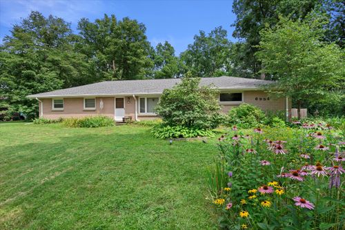 6954 S 109th St, Franklin, WI, 53132-1422 | Card Image