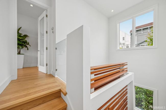 70 Douglass St, House other with 3 bedrooms, 3 bathrooms and 1 parking in San Francisco CA | Image 25