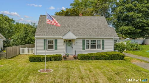 21 Tuccitto Rd, Portland, CT, 06480-1936 | Card Image
